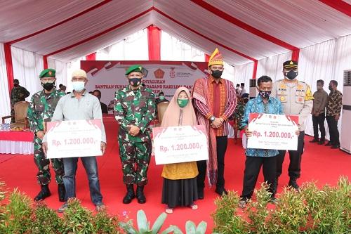 Wali Kota Medan Apresiasi Bantuan Tunai Untuk Pedagang Kaki Lima Yang Disalurkan Kodim 0201/Medan